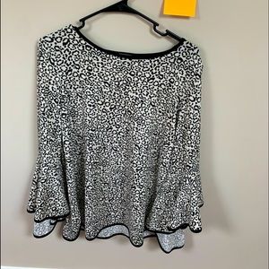 Leopard Top with Ruffled Sleeves!